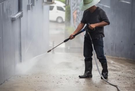 工業(yè)清潔 服務(wù)工廠環(huán)境,護航工業(yè)生產(chǎn)